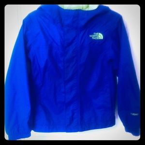 North face rain jacket boys size 5 blue and green
